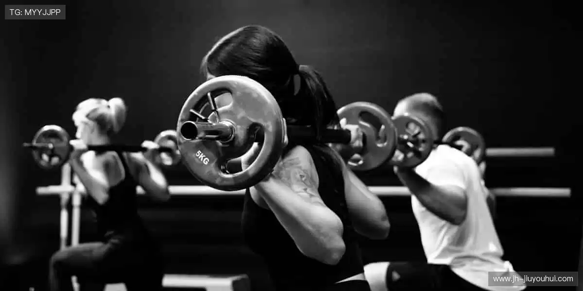 🏆挑战极限，成就冠军！与我们共赴赛场荣耀之巅！✨